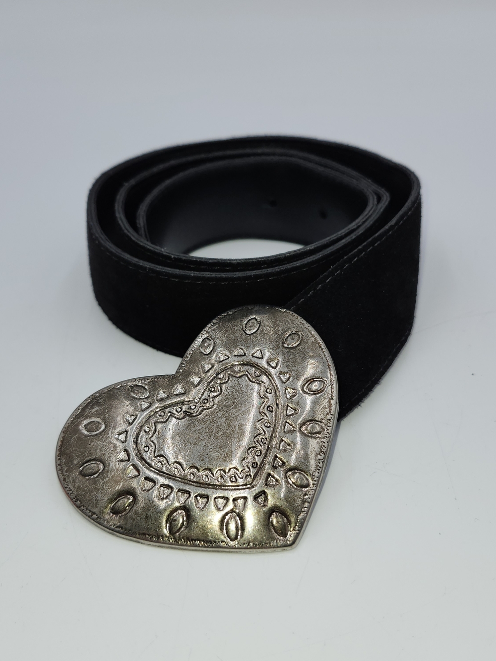 90s Circa SILVER 3.5” HEART buckle BELT BLACK leather women's